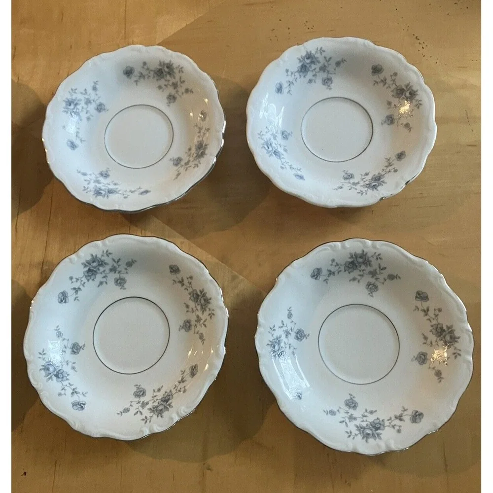 Set of (8) Vintage Johann Haviland Blue Garland 6
